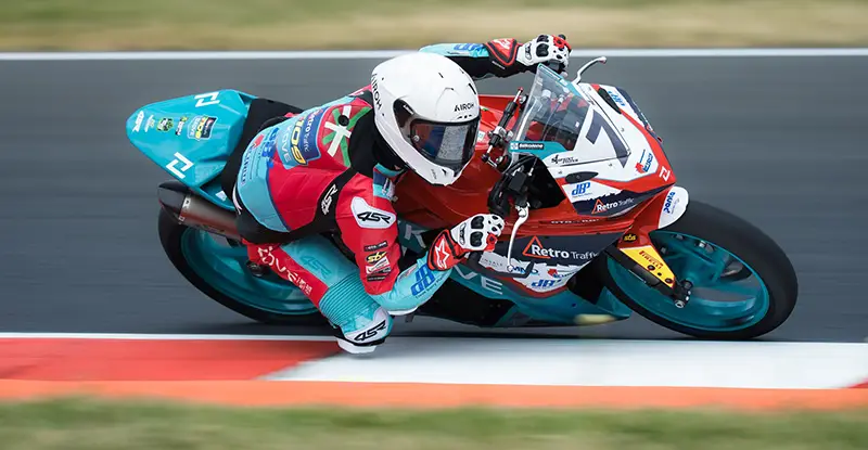 How KOVE Motorcycles Handle Every Ride in Pakistan